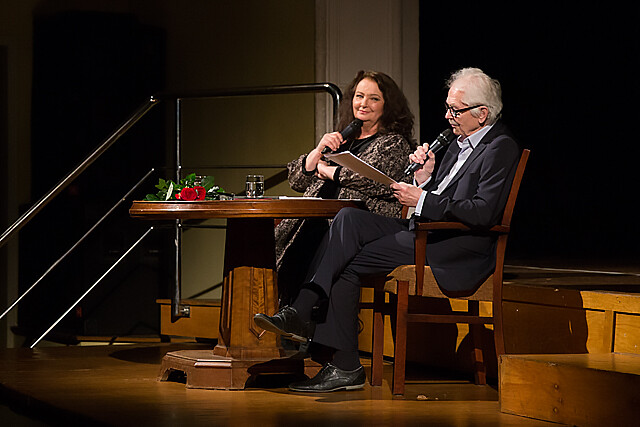 Salon Poezji Anny Dymnej