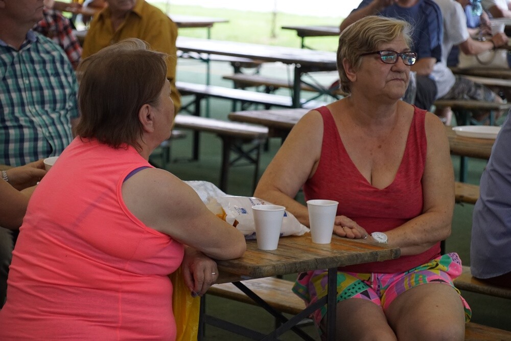 Wczoraj na Burloch Arenie odbyła się wyjątkowa impreza dla starszych mieszkańców naszego miasta. W imprezie wzięli udział seniorzy z naszego miasta oraz członkowie Uniwersytetu Trzeciego Wieku Rybnika oraz Częstochowy! Impreza odbyła się pod honorowym patronatem prezydent Grażyny Dziedzic.