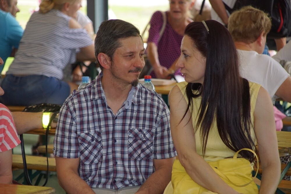 Wczoraj na Burloch Arenie odbyła się wyjątkowa impreza dla starszych mieszkańców naszego miasta. W imprezie wzięli udział seniorzy z naszego miasta oraz członkowie Uniwersytetu Trzeciego Wieku Rybnika oraz Częstochowy! Impreza odbyła się pod honorowym patronatem prezydent Grażyny Dziedzic.