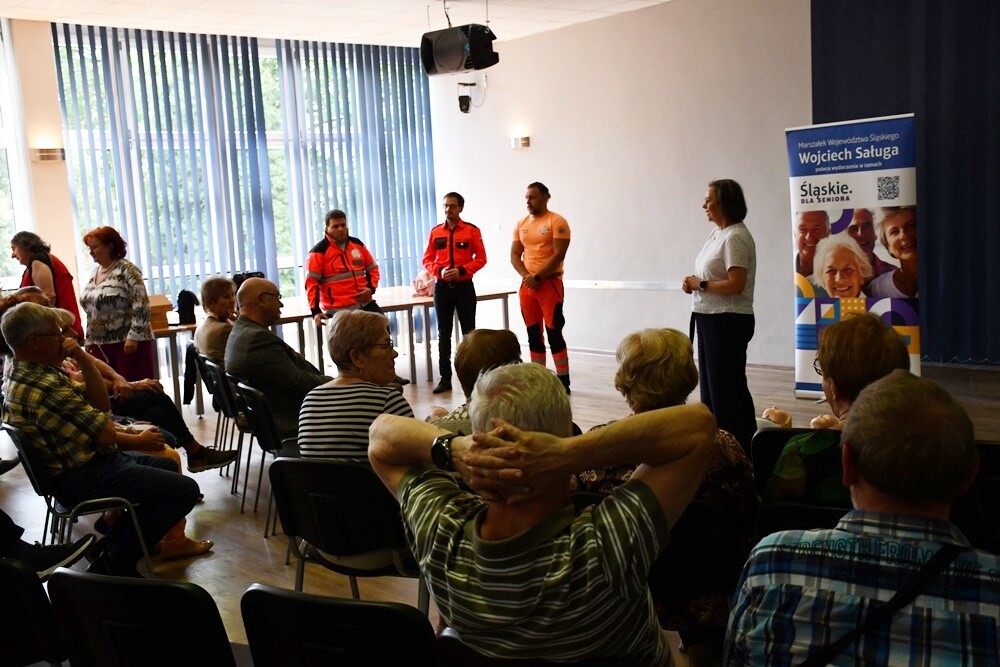 W Rudzie Śląskiej odbyło się wczoraj inspirujące szkolenie z pierwszej pomocy dedykowane seniorom. Wydarzenie, zorganizowane w ramach projektu "Śląskie Dla Seniora".