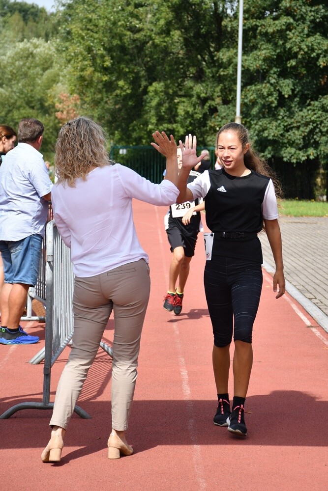 Sierpniowy "Bieg Wiewiórki" za nami. Biegacze i miłośnicy nordic walking po raz kolejny mieli okazję wziąć udział w tym popularnym biegu.

fot. Jacek Knapik