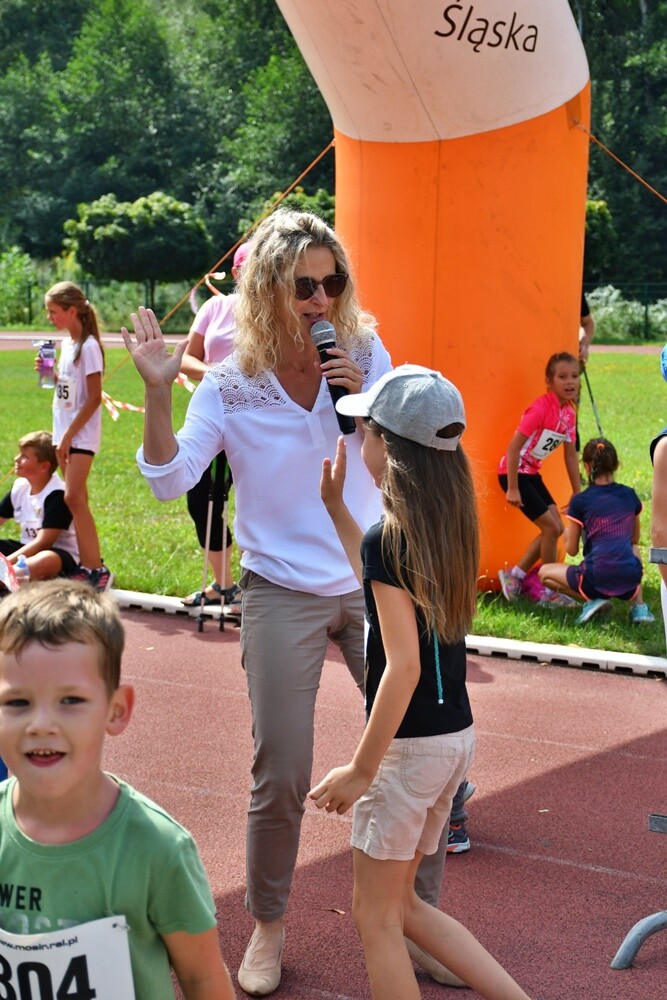 Sierpniowy "Bieg Wiewiórki" za nami. Biegacze i miłośnicy nordic walking po raz kolejny mieli okazję wziąć udział w tym popularnym biegu.

fot. Jacek Knapik