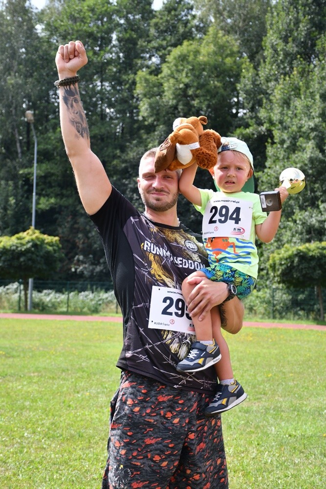 Sierpniowy "Bieg Wiewiórki" za nami. Biegacze i miłośnicy nordic walking po raz kolejny mieli okazję wziąć udział w tym popularnym biegu.

fot. Jacek Knapik