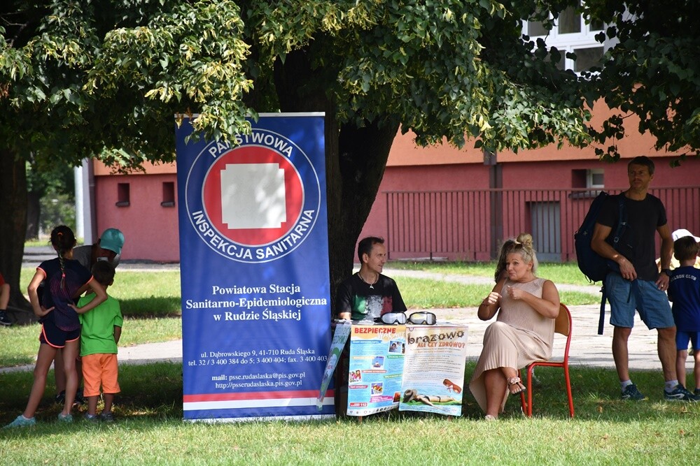 Sierpniowy "Bieg Wiewiórki" za nami. Biegacze i miłośnicy nordic walking po raz kolejny mieli okazję wziąć udział w tym popularnym biegu.

fot. Jacek Knapik