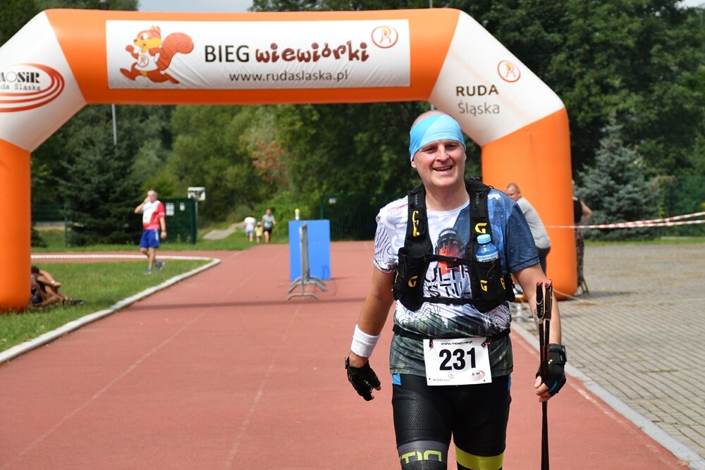 Sierpniowy "Bieg Wiewiórki" za nami. Biegacze i miłośnicy nordic walking po raz kolejny mieli okazję wziąć udział w tym popularnym biegu.

fot. Jacek Knapik