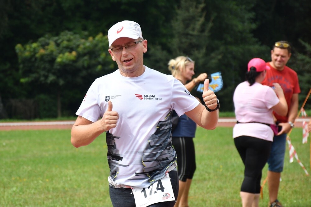 Sierpniowy "Bieg Wiewiórki" za nami. Biegacze i miłośnicy nordic walking po raz kolejny mieli okazję wziąć udział w tym popularnym biegu.

fot. Jacek Knapik