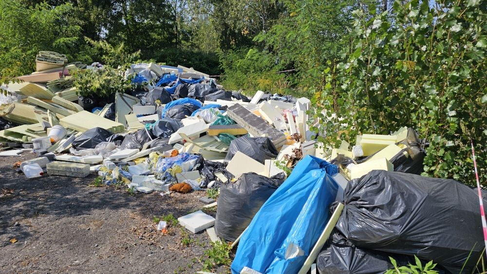 Składowisko odpadów przy ulicy Chorzowskiej/fot. Krzysztof Koterzyna