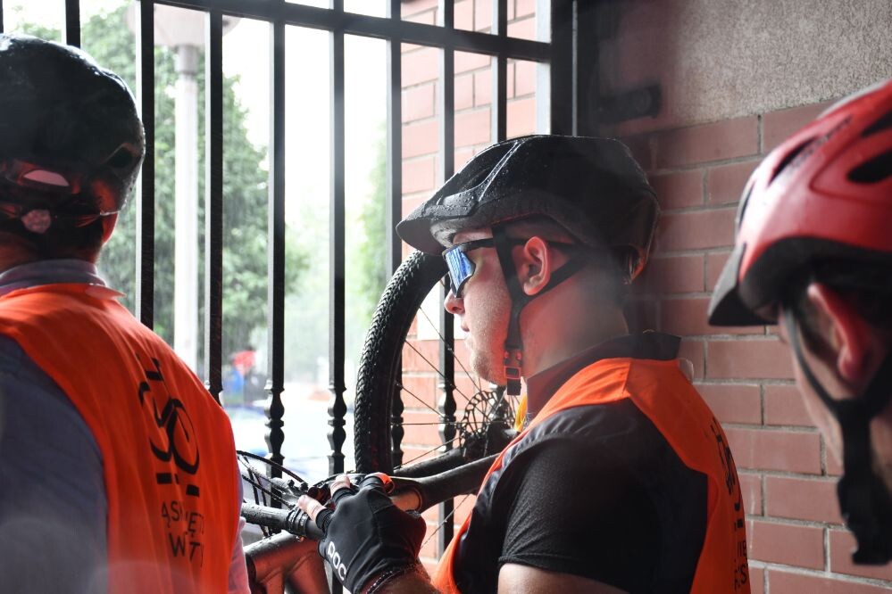 W niedzielę, 18 czerwca na placu Jana Pawła II w Rudzie Śląskiej roiło się od fanów dwóch kółek!/fot. Jacek Knapik