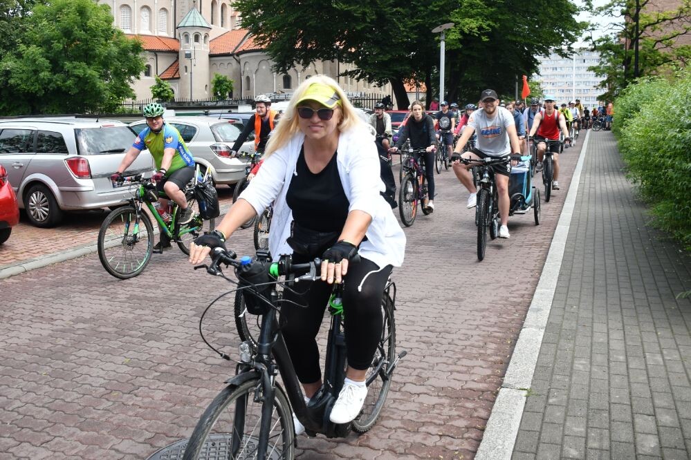 W niedzielę, 18 czerwca na placu Jana Pawła II w Rudzie Śląskiej roiło się od fanów dwóch kółek!/fot. Jacek Knapik