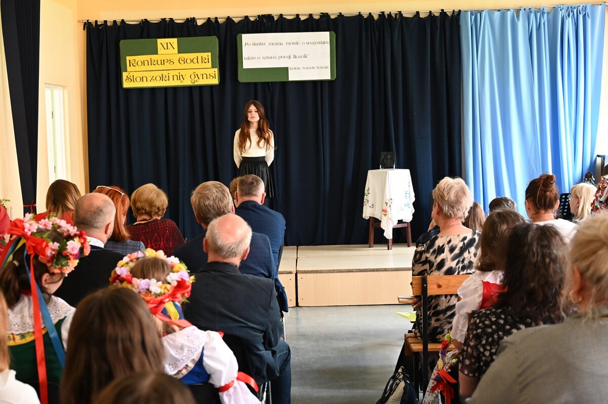 Już po raz 19. W Szkole Podstawowej nr 22 im. J. S. Dworaka odbył się Konkurs Godki "Ślonzoki niy gynsi". / fot. UM Ruda Śląska / SP 22