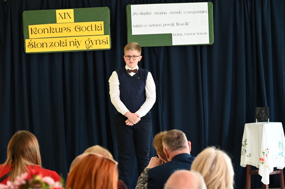 Już po raz 19. W Szkole Podstawowej nr 22 im. J. S. Dworaka odbył się Konkurs Godki "Ślonzoki niy gynsi". / fot. UM Ruda Śląska / SP 22