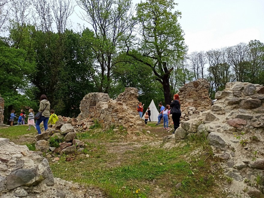 Ruda Śląska: Za nami kolejna plenerowa impreza Fundacji Zamku Chudów przy ruinach zamku rudzkiego i domu Karola Goduli/ fot. M. Majeranek