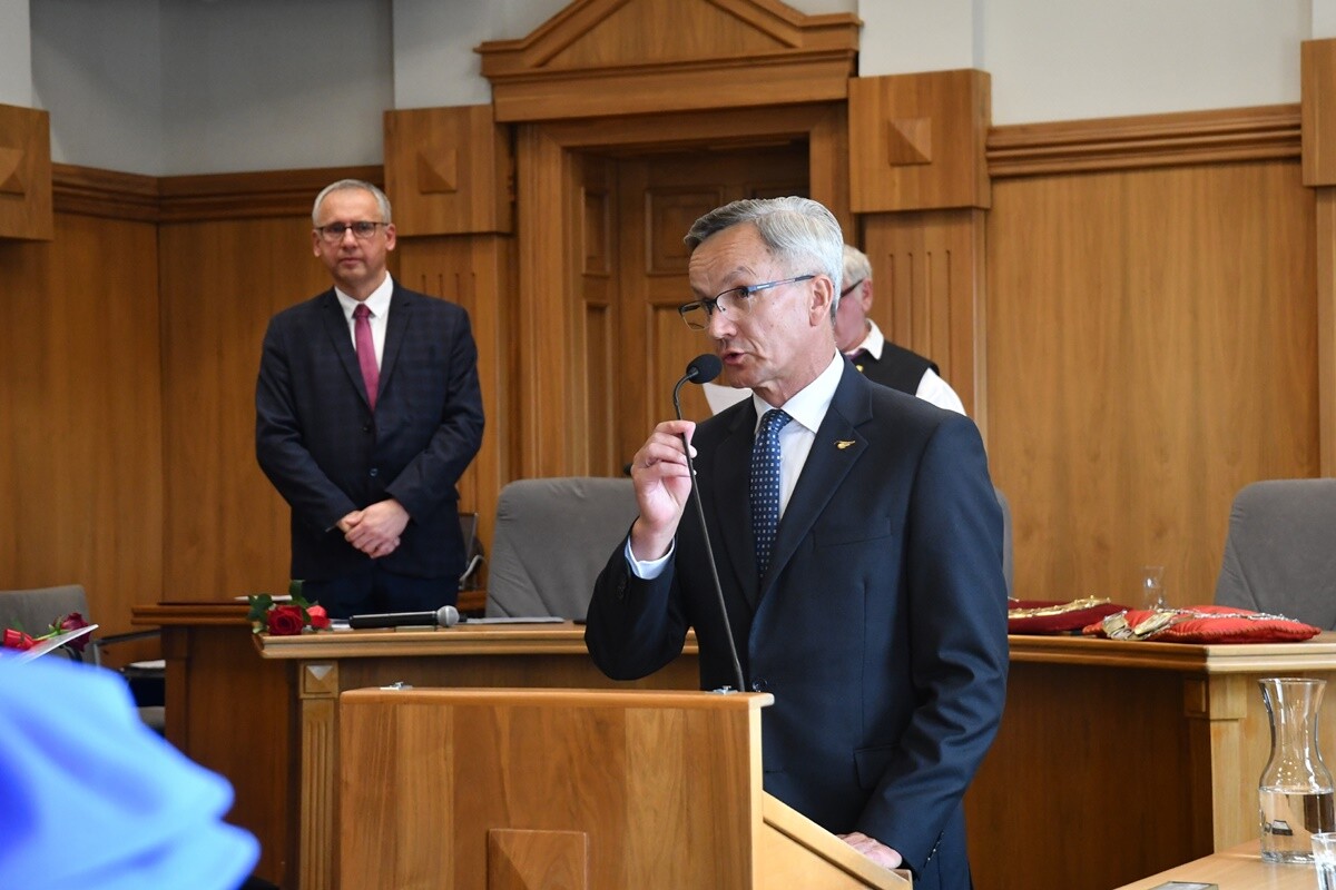Ślubowanie nowych radnych Rady Miasta. / fot. Jacek Knapik