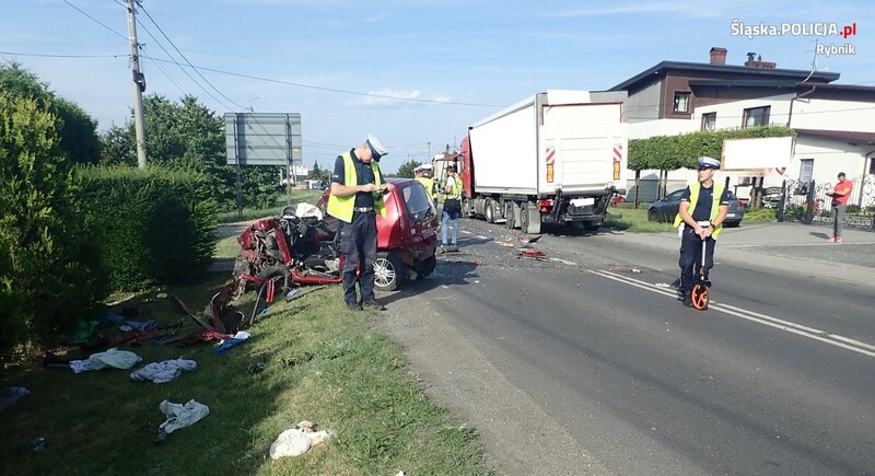 Śmiertelny wypadek w Świerklanach. Wśród uczestników mieszkaniec Rudy Śląskiej [FOTO]
