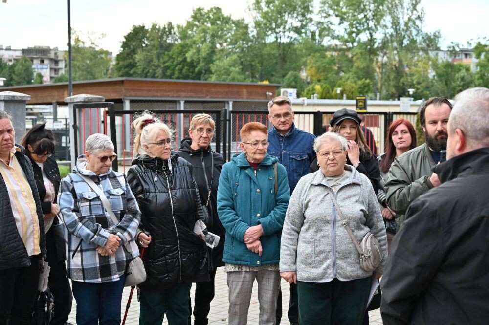 Prezydent spacerował z mieszkańcami Nowego Bytomia/fot. FB Michał Pierończyk