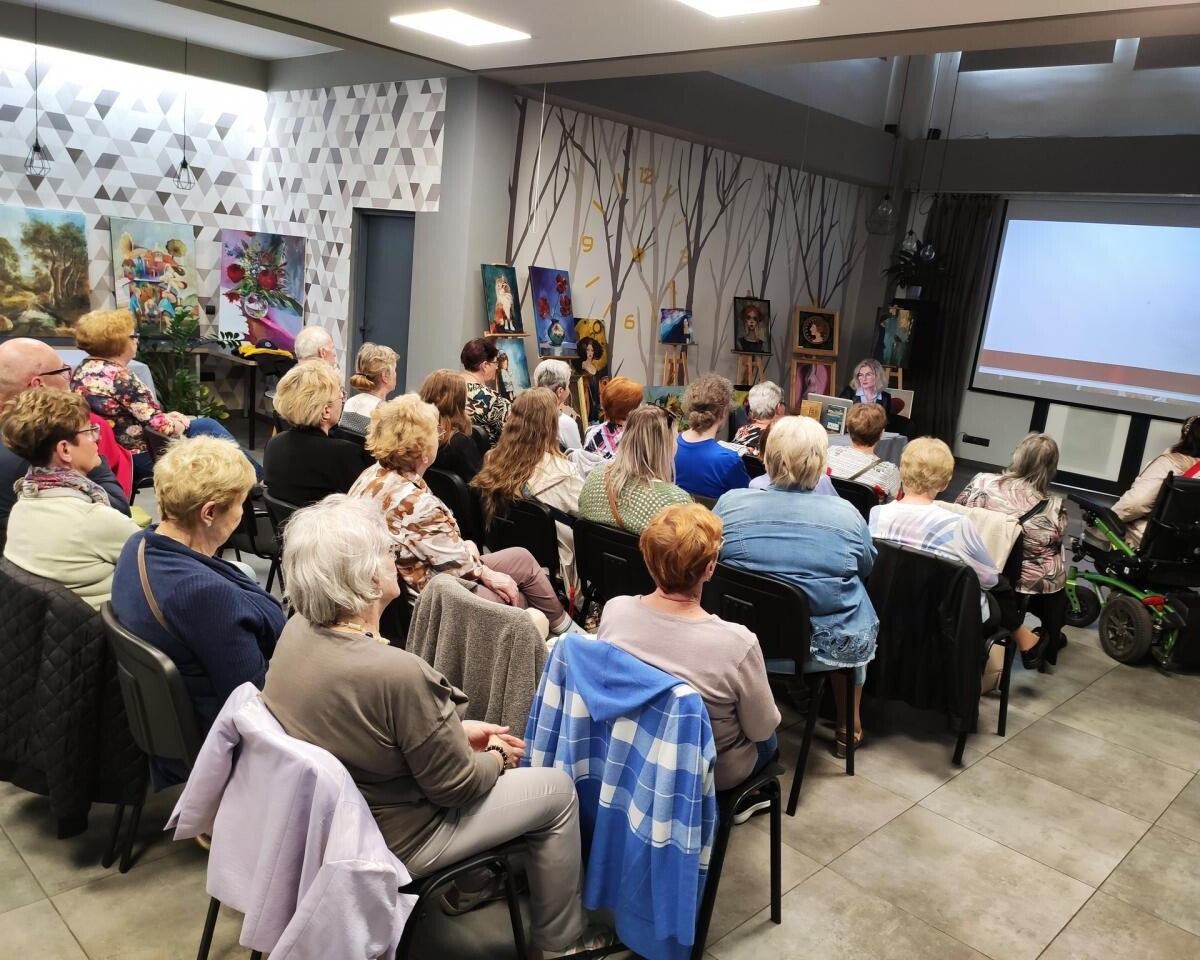 Spotkanie z Moniką Kassner w Świętochłowicach – historia Śląska z kobiecej perspektywy / fot. MBP Świętochłowice FB