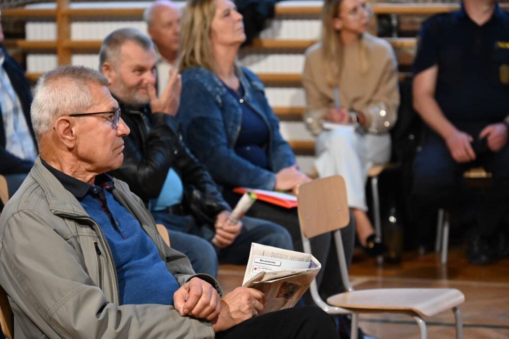 Spotkanie prezydenta z mieszkańcami Halemby/fot. FB Michał Pierończyk