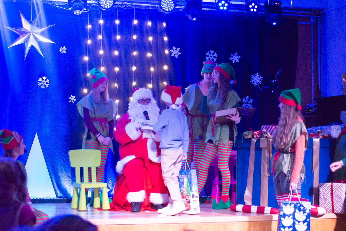 Spotkanie z Mikołajem w In-nYm Domu Kultury w Kochłowicach. / fot. Natalia Salwiczek