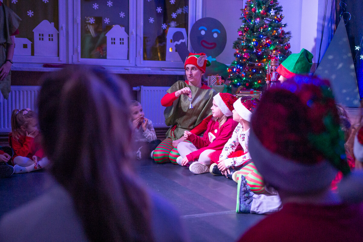 Spotkanie z Mikołajem w In-nYm Domu Kultury w Kochłowicach. / fot. Natalia Salwiczek