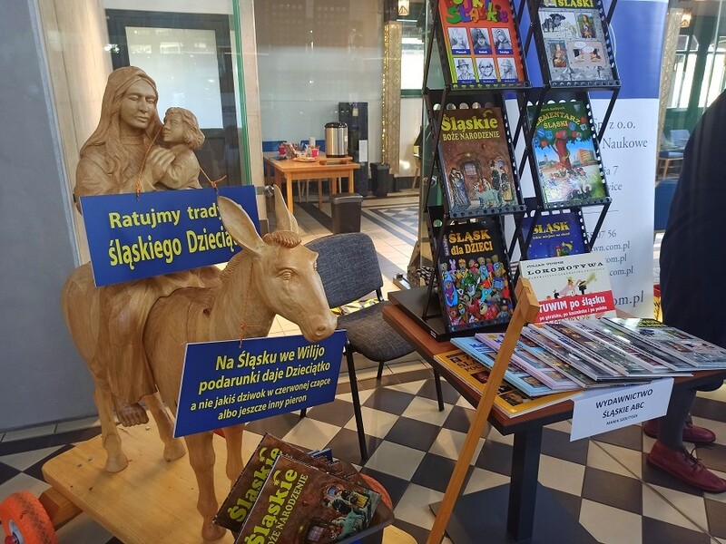 Stacja Biblioteka w Rudzie Śląskiej zachęca: Złap pociąg do książek! 