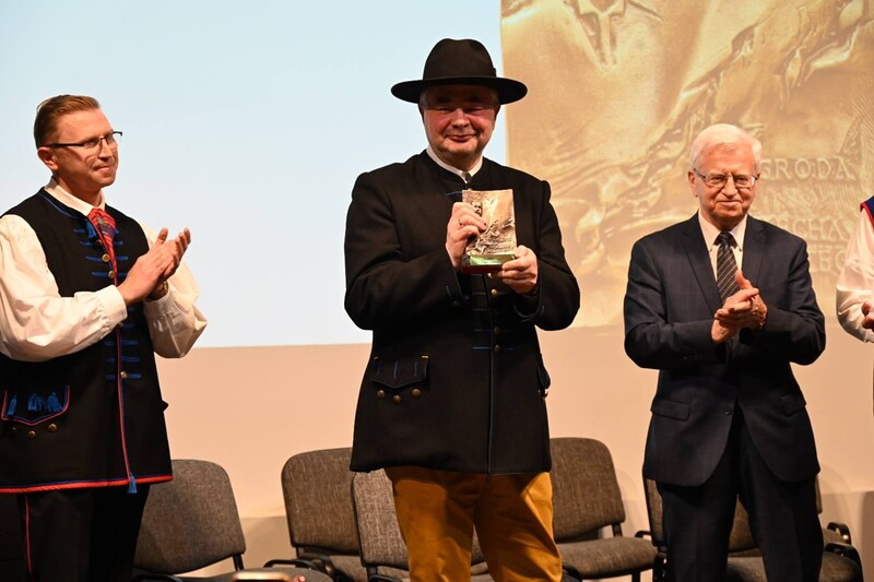 Stacja Biblioteka z prestiżową Nagrodą im. Wojciecha Korfantego