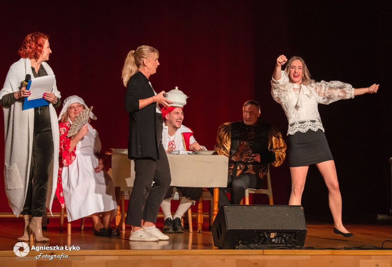 ŚTI zaprasza na przedstawienie "Bebok w kapucy (czyli cała prawda o teatrze)"