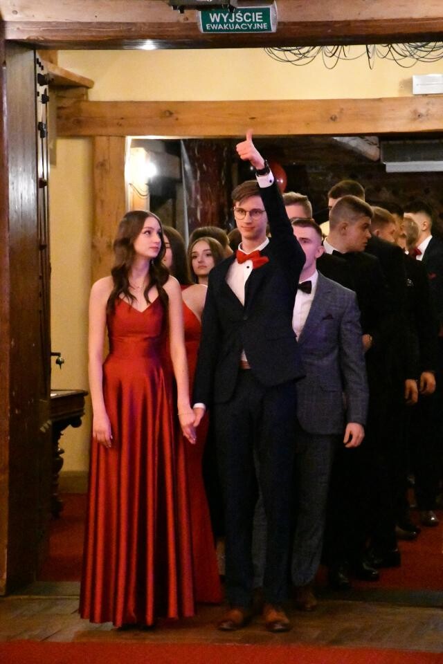 Wczorajsza studniówka uczniów Zespołu Szkół Nr 6 w Rudzie Śląskiej była wyjątkowym wydarzeniem, które na długo pozostanie w pamięci wszystkich jej uczestników / fot. Jacek Knapik