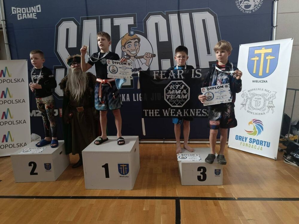 Młodzi adepci Ju-Jitsu z medalami na zawodach w Wieliczce!/fot. KTJ MMA Team