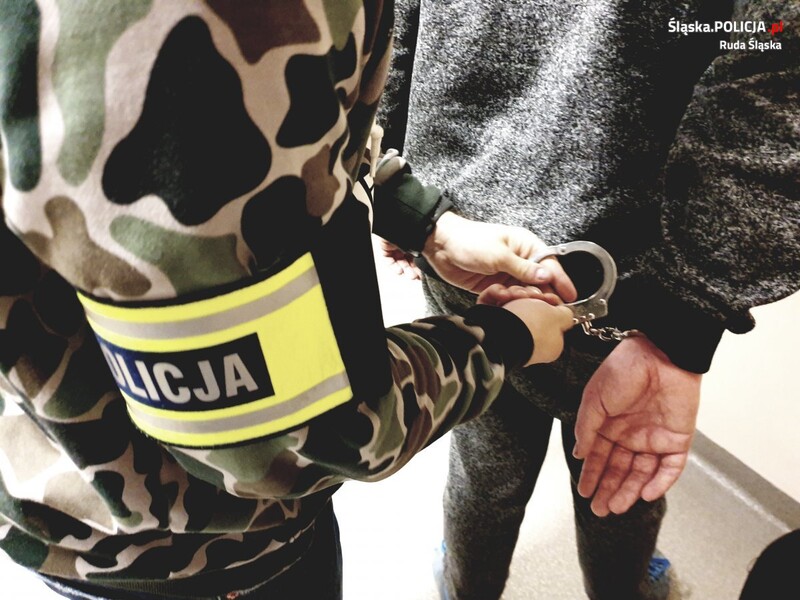 "Świąteczna" akcja rudzkiej Policji: 16 poszukiwanych zatrzymanych