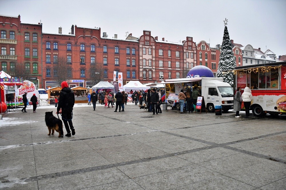 Wawel Truck i Świąteczny Konwój Radia Zet w Rudzie Śląskiej. / fot. Jacek Knapik