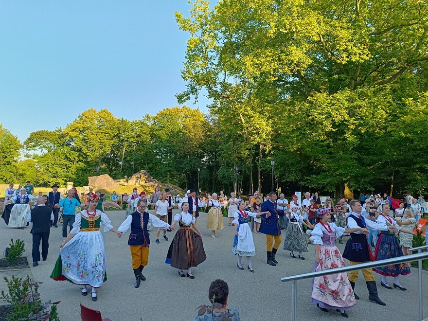 Święto Strojów Ludowych Górnego Śląska - Świynto Chopskigo Ôblycza Gōrnygo Ślōnska za nami. W tym roku świętowano w sobotę 16 września w pałacu rodu Tiele-Wincklerów w Bytomiu-Miechowicach/ fot. M. Mikrut-Majeranek