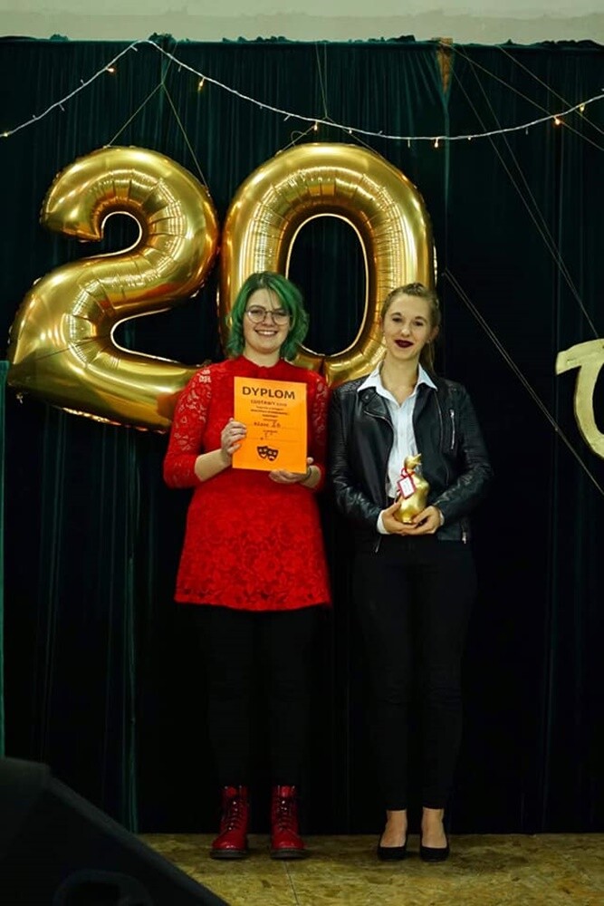 Święto Teatru w "Morcinku" podsumowane! Uczniowie szkoły już po raz kolejny popisali się niezwykłymi talentami aktorskimi i wokalnymi.