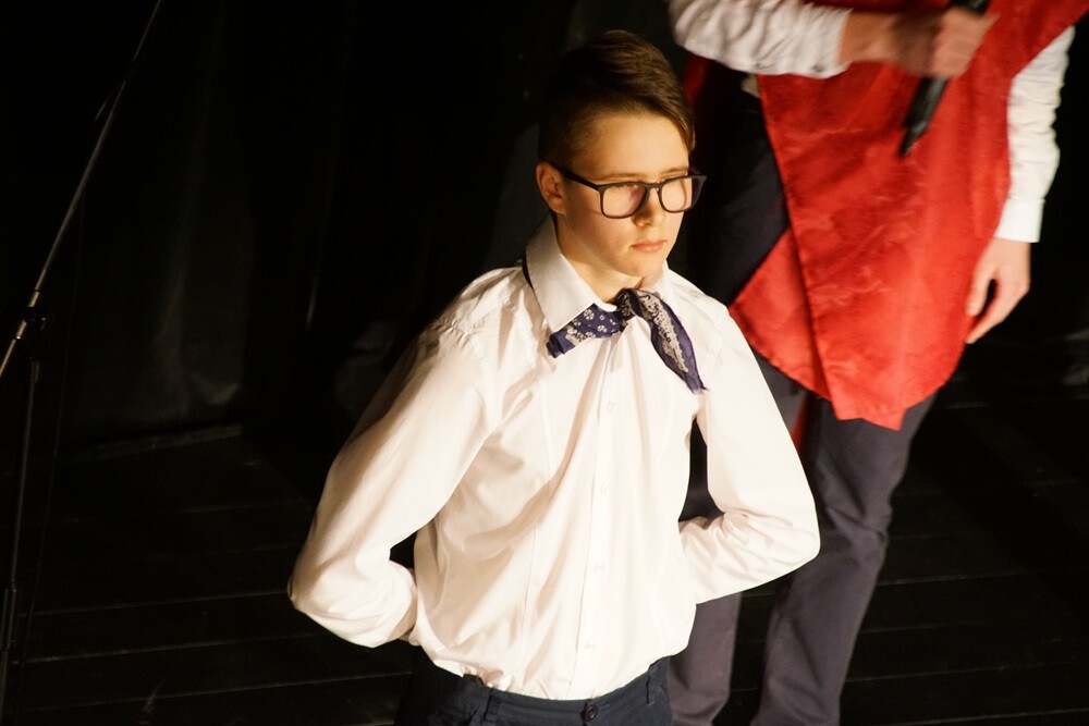 Dzisiaj w Miejskim Centrum Kultury odbyło się XXXIV Święto Teatru. Morcinkowe Święto Teatru to wieloletnia tradycja ZSO nr 2. Hasło tegorocznej edycji brzmiało "Świat się śmieje".