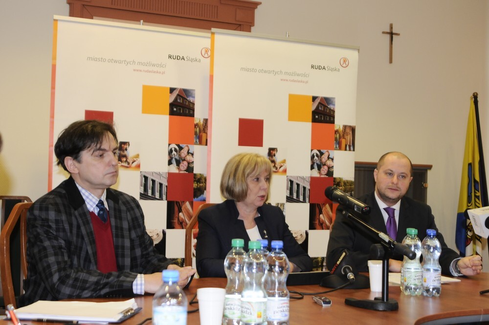 Sytuacja w mieście - argumenty Grupy Inicjatywnej oraz odpowiedzi prezydent Grażyny Dziedzic