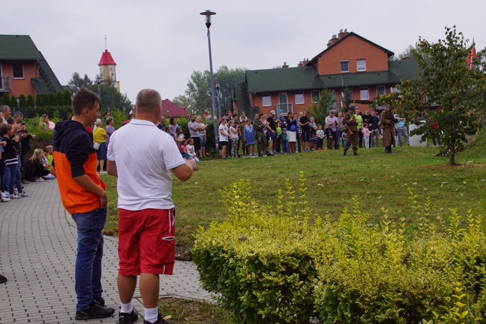 Dzisiaj w Rudzie Śląskiej odbyła się wyjątkowa impreza zorganizowana przez  Muzeum Miejskie im. Maksymiliana Chroboka w Rudzie Śląskiej - "Szańce Pamięci – Punkt Oporu Wzgórze 319”.
