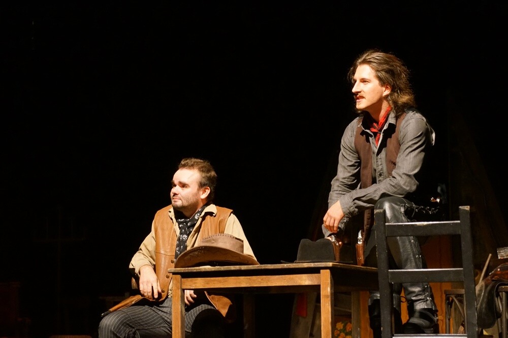 W ubiegły weekend w Miejskim Centrum Kultury im. Henryka Bisty 30 sierpnia odbyła się premiera sztuki pt. "Szeryf z Fryn City" wg scenariusza i w reżyserii Zbigniewa Stryja.