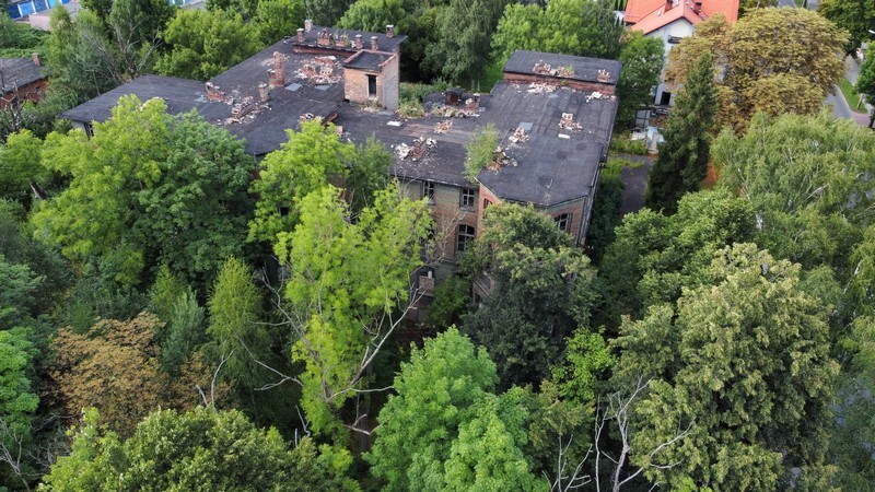 Szpital w Wirku: Dawniej rudzka lecznica, dziś ruina. Budynek szpitala w Rudzie Śląskiej- Wirku usytuowany przy ulicy 1 Maja 279 od lat jest nieużywany i niszczeje. Zobaczcie zdjęcia!
