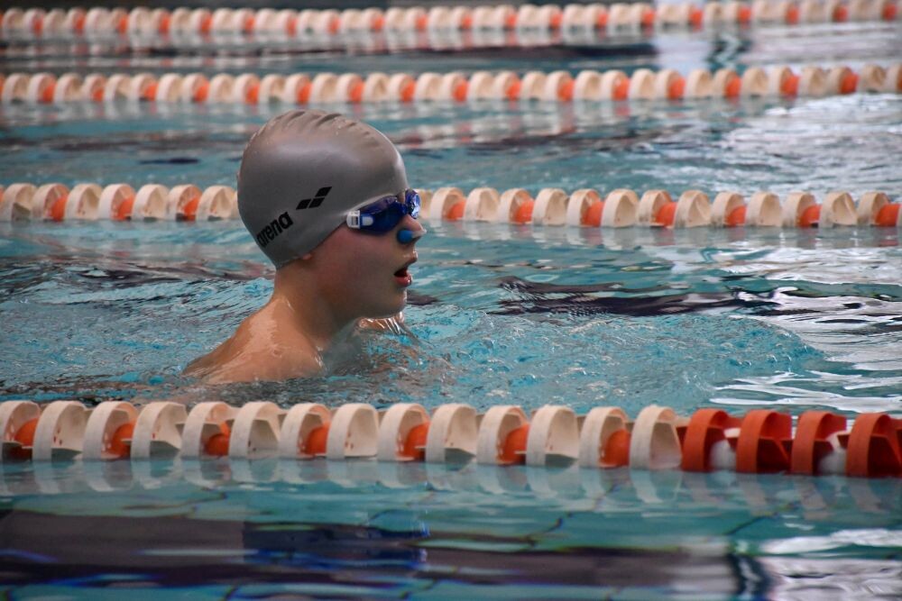 Sztafeta pływacka WOŚP. / fot. Jacek Knapik