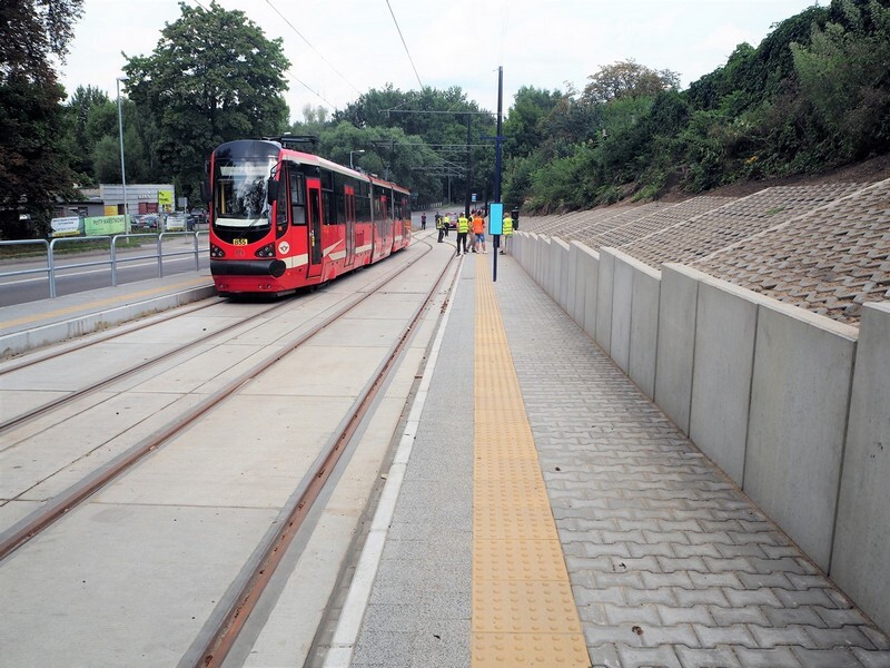 Modernizacja torowiska tramwajowego w Rudzie Sląskiej-Goduli zakończona, a tramwaj wraca na tory! Jak zapowiada spółka Tramwaje Śląskie, od 1 września w Goduli będzie kursowała linia T-39.