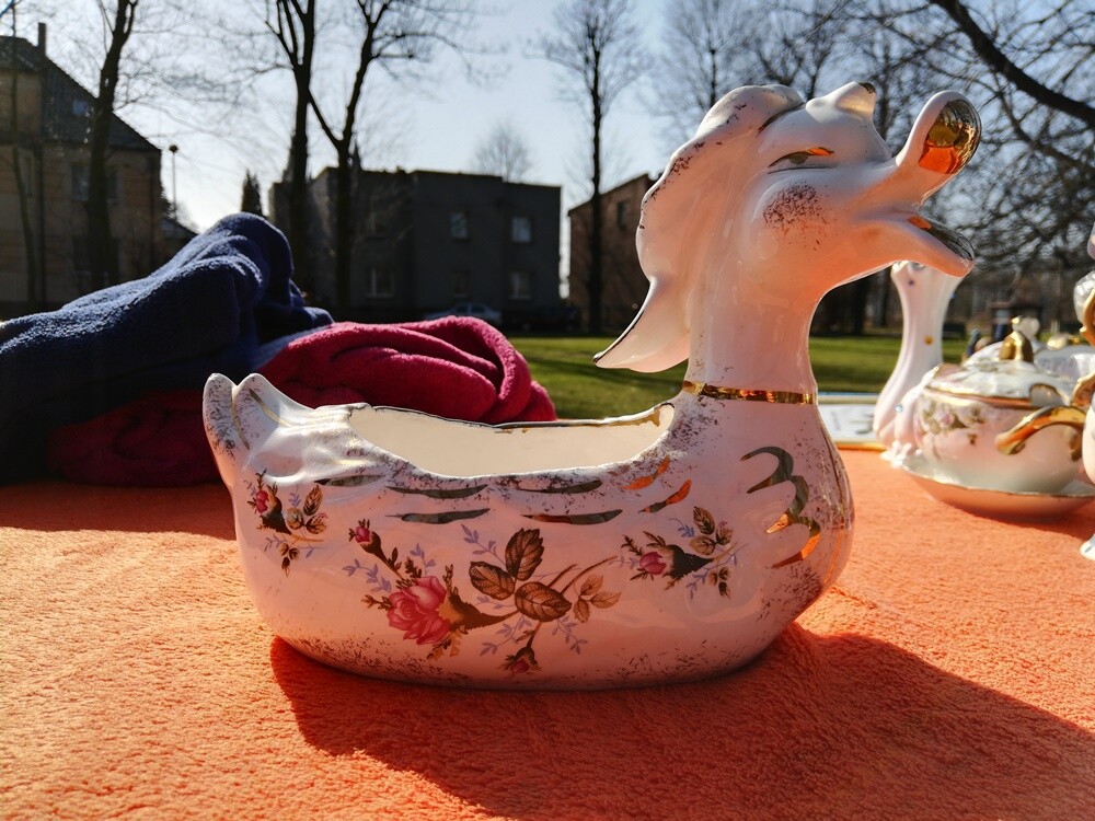 Do Kochłowic wróciły Targi Garażowe! W ostatni weekend odbyło się pierwsze spotkanie z cyklu.Organizatorem wyprzedaży jest lokalne stowarzyszenie „Lepsze Kochłowice. Lepsza Ruda Śląska.”