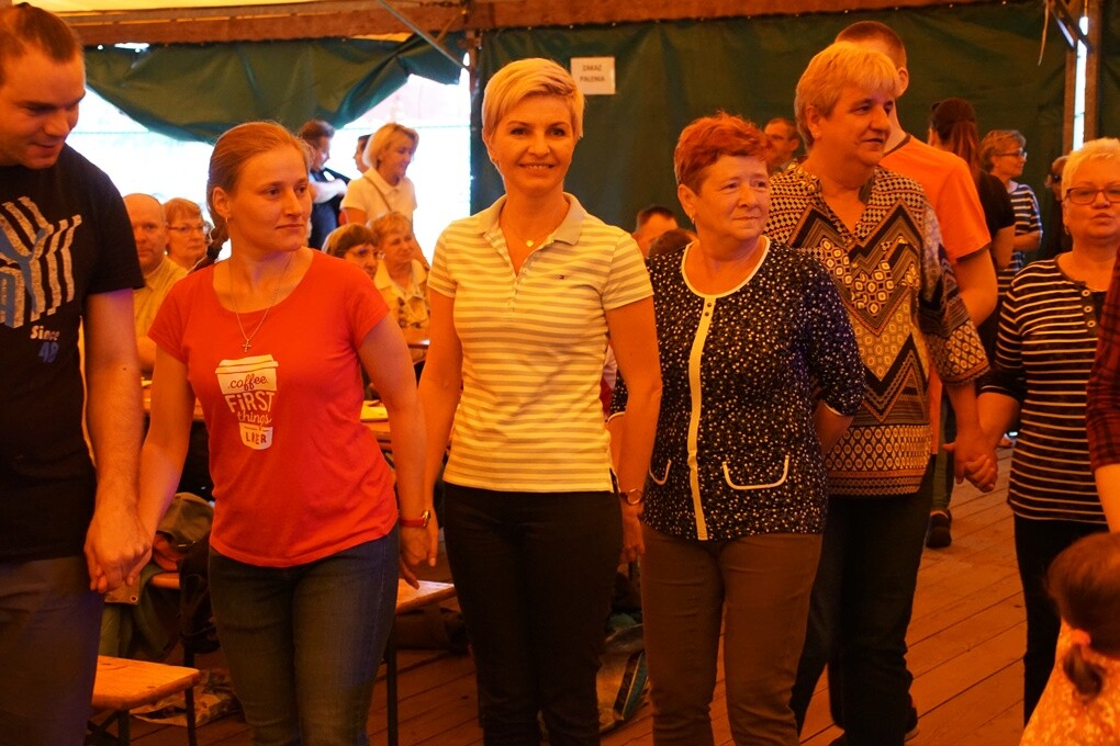 Taniec, muzyka i mnóstwo dobrej zabawy! Tak było na "Pikniku Integracyjnym” Rudzkiego Zakładu Aktywności Zawodowej, który odbył się na stadionie "Grunwald” w Halembie. Impreza zorganizowana została w ramach Tygodnia Godności Osób Niepełnosprawnych.