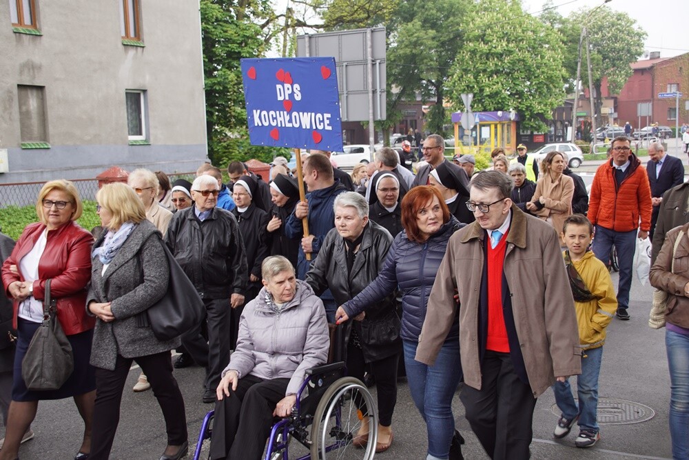 Dzisiaj klucze do Rudy Śląskiej znalazły się w posiadaniu osób niepełnosprawnych. Już po raz szesnasty w naszym mieście uroczyście zainaugurowano w ten sposób Tydzień Godności Osób Niepełnosprawnych.