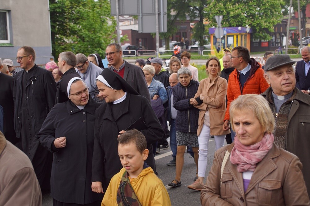 Dzisiaj klucze do Rudy Śląskiej znalazły się w posiadaniu osób niepełnosprawnych. Już po raz szesnasty w naszym mieście uroczyście zainaugurowano w ten sposób Tydzień Godności Osób Niepełnosprawnych.