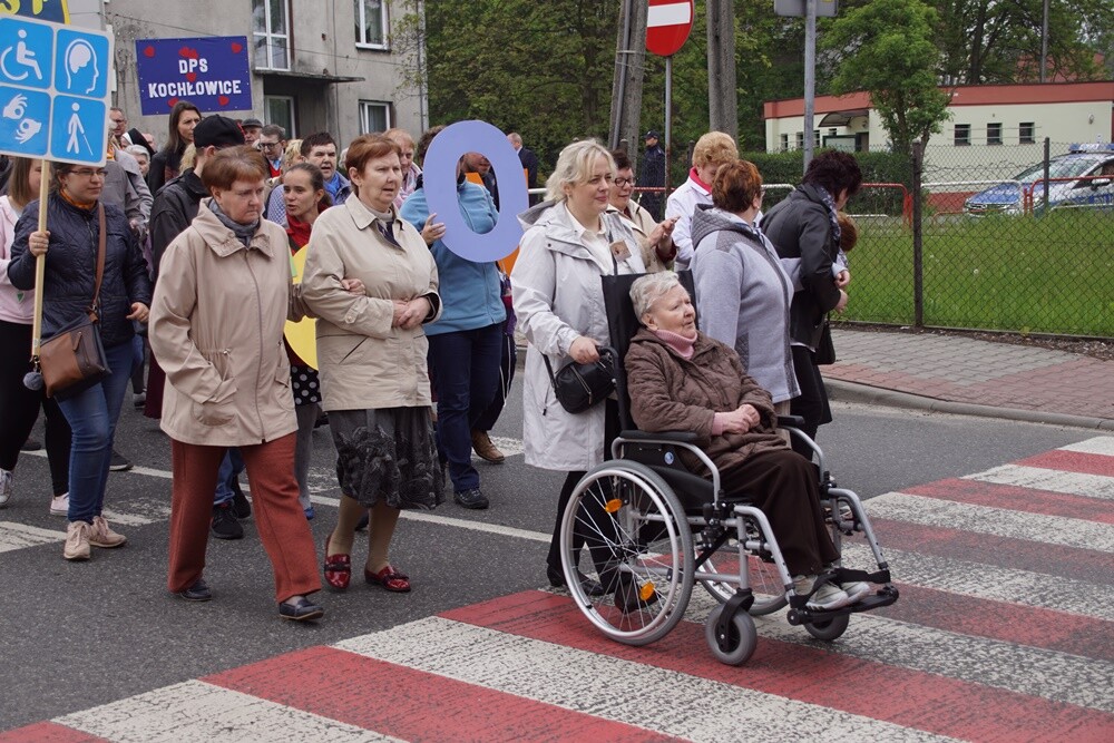 Dzisiaj klucze do Rudy Śląskiej znalazły się w posiadaniu osób niepełnosprawnych. Już po raz szesnasty w naszym mieście uroczyście zainaugurowano w ten sposób Tydzień Godności Osób Niepełnosprawnych.