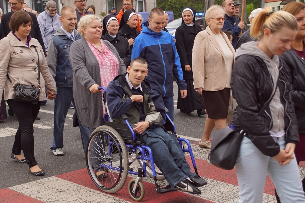 Dzisiaj klucze do Rudy Śląskiej znalazły się w posiadaniu osób niepełnosprawnych. Już po raz szesnasty w naszym mieście uroczyście zainaugurowano w ten sposób Tydzień Godności Osób Niepełnosprawnych.