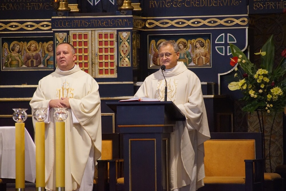 XVII Tydzień Godności Osób z Niepełnosprawnością rozpoczęty! Dzisiaj niepełnosprawni mieszkańcy Rudy Śląskiej otrzymali symboliczny klucz do bram miasta. Tegoroczne obchody święta niepełnosprawnych połączone zostały z jubileuszem 35-lecia działalności DPS "Senior".