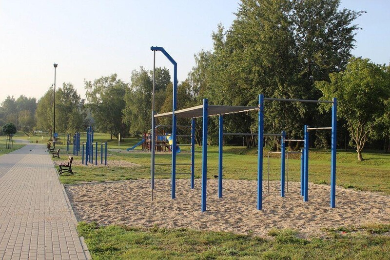 To mogło zakończyć się tragedią. Wandale zdewastowali plac zabaw w Bykowinie