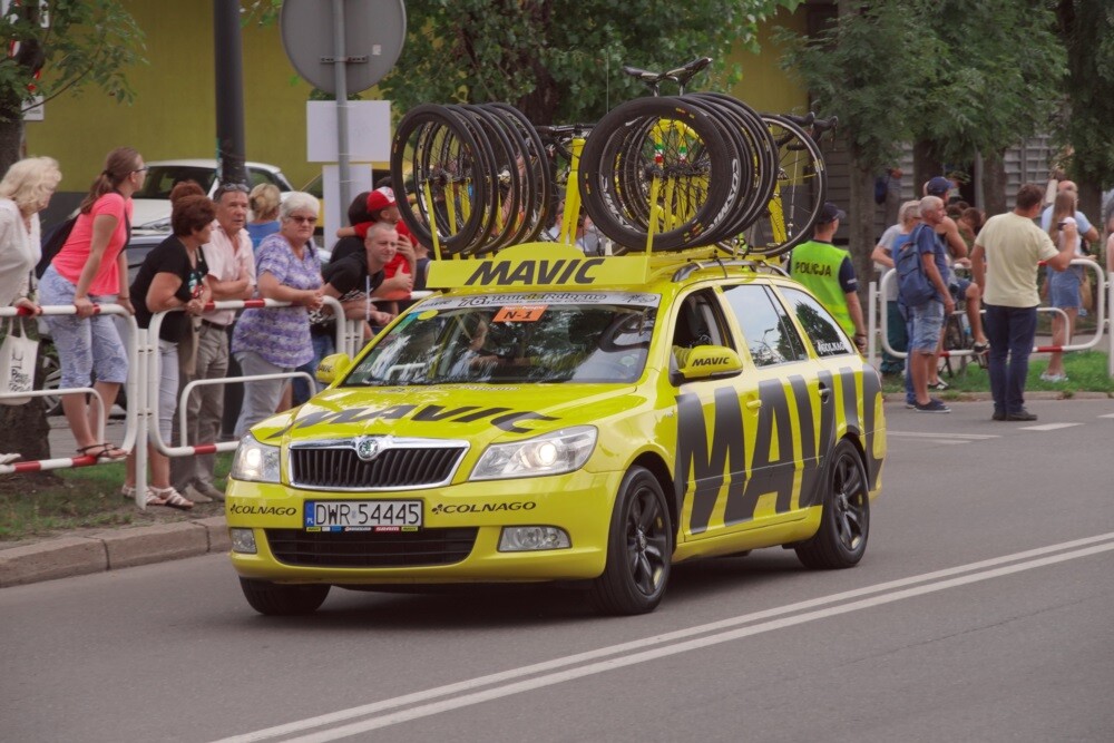 Dzisiaj przez Rudę Śląską przejechał jeden z największych światowych wyścigów kolarskich - Tour de Pologne. Nasze miasto znalazło się na trasie III etapu, wiodącego ze Stadionu Śląskiego do Zabrza. Mieszkańcy tłumnie kibicowali kolarzom. Niestety wyścig zakończył się tragicznie.