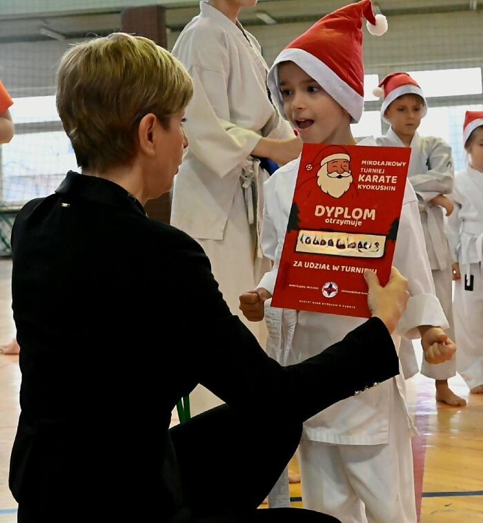 Rywalizacja i dobra zabawa – za nami Turniej Mikołajkowy Karate!/fot. FB Anna Krzysteczko, Rudzki Klub Kyokushin Karate