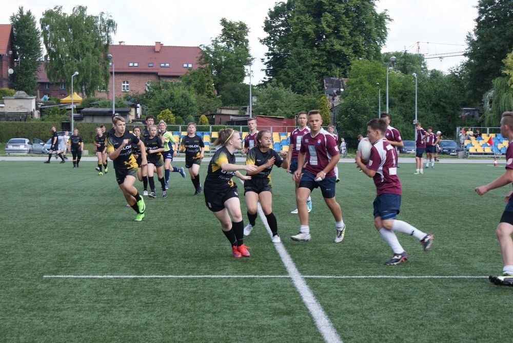 W sobotę na Burloch Arena rozgrywał się turniej rugby w czterech kategoriach wiekowych: mikrus U9, mini żak U11, żak U12 i młodzik U14.